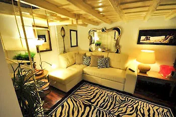 Holiday Apartment Rome - Spanish Steps Trevi Italy