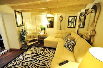Holiday Apartment Rome - Spanish Steps Trevi 0*,